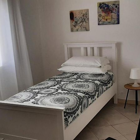 Civico 16A - Apartment - With Private Parking クアルトゥ・サンテーレナ エクステリア 写真