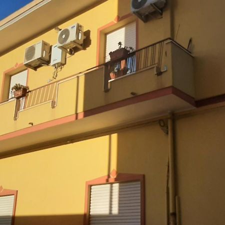 Civico 16A - Apartment - With Private Parking クアルトゥ・サンテーレナ エクステリア 写真